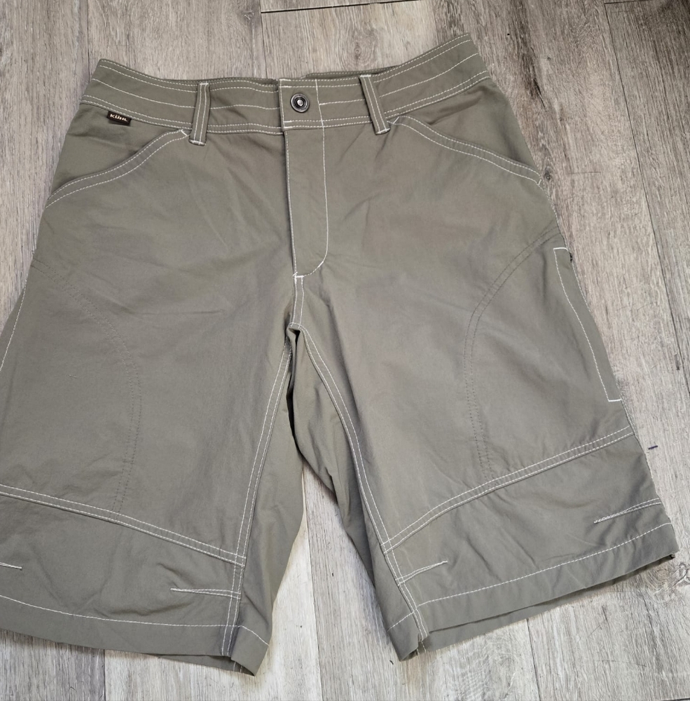Mens Kuhl Shorts Size 32